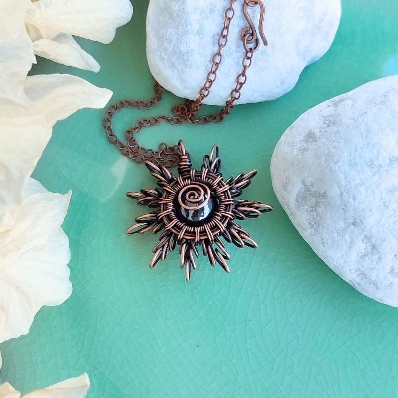 Collana Sole Nero raggera